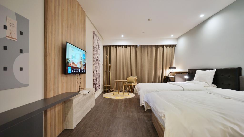 Hanting Premium Hotel Shanghai South Xizang Road Exterior foto