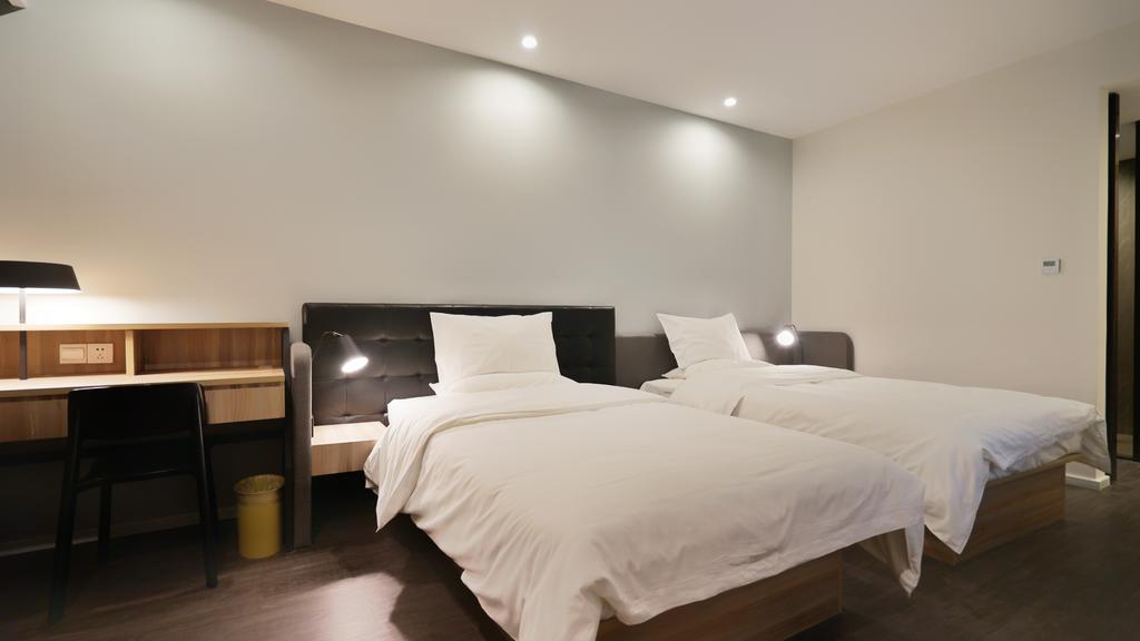 Hanting Premium Hotel Shanghai South Xizang Road Exterior foto